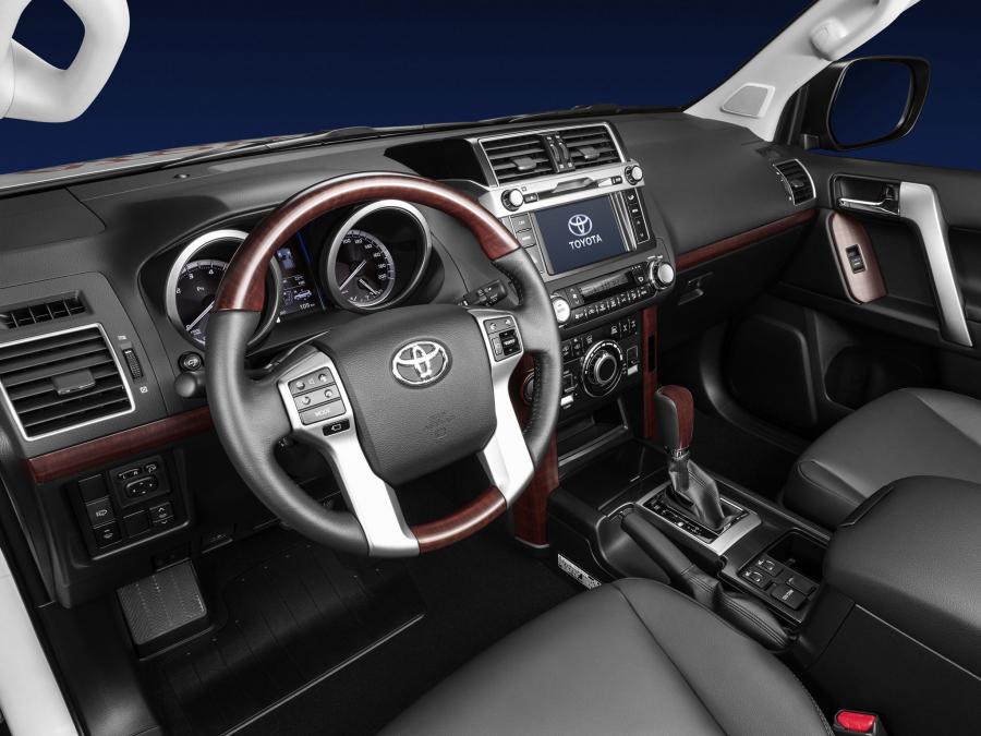  Toyota Land Cruiser Prado 2013 года  (CIS) (фото 2 из 25)